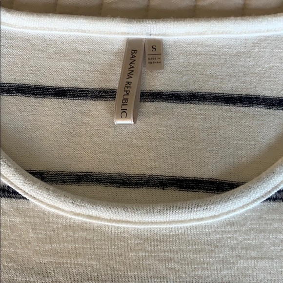 Ladies tank top. - Picture 3 of 4